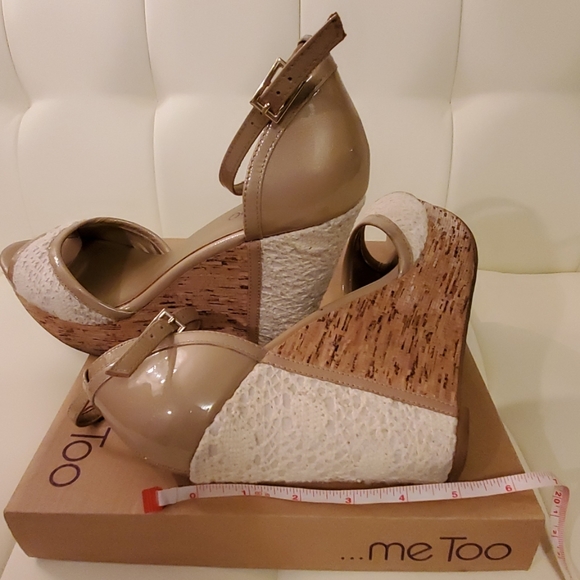 ...me Too nude wedges - Picture 2 of 8